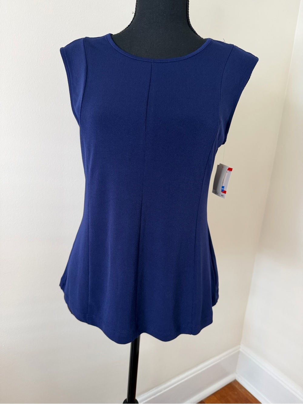 NWT Kasper Sleeveless Navy Women's Top - Classic Fit